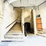 Courbet's Bachelor Pad モンペリエ
