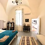 Courbet's Bachelor Pad *