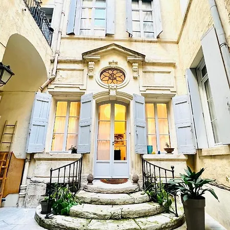 Courbet's Bachelor Pad